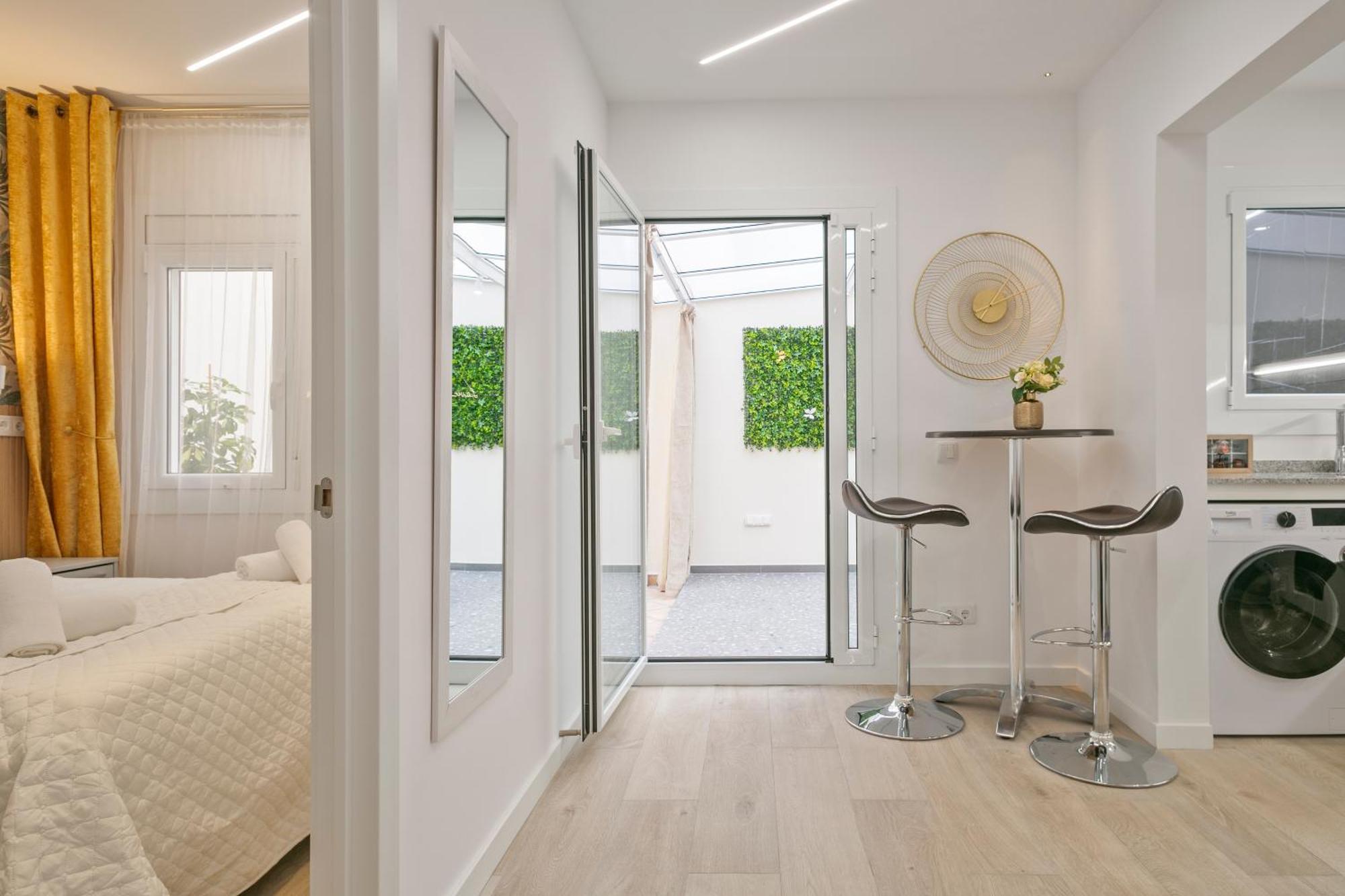 Boutique Plaza Catalonia Suites Cornella Cornellà de Llobregat Buitenkant foto